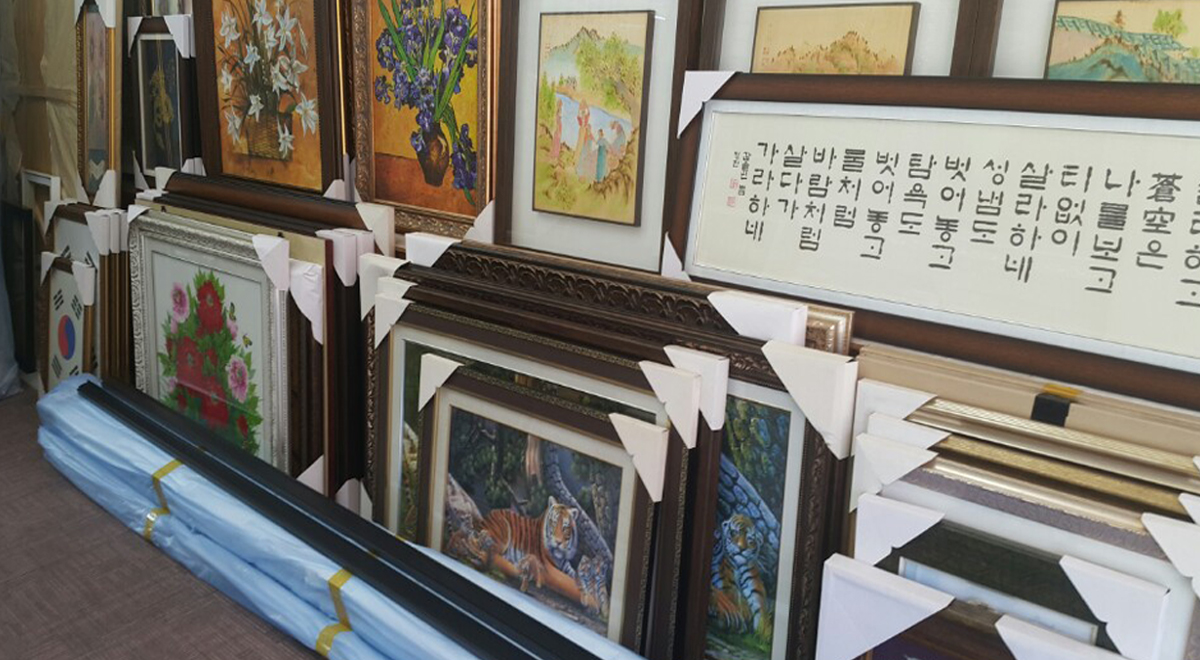 20250813004553_qFCHvLNt.jpg_carousel_울산거울_울산거울,현대거울유리액자,울산유리거울,울산액자,울산액자제작,울산표구,유리출장시공