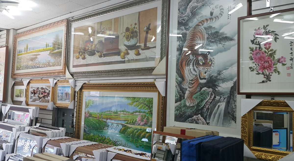 20250813004554_H1N6ASyK.jpg_carousel_울산거울_울산거울,현대거울유리액자,울산유리거울,울산액자,울산액자제작,울산표구,유리출장시공